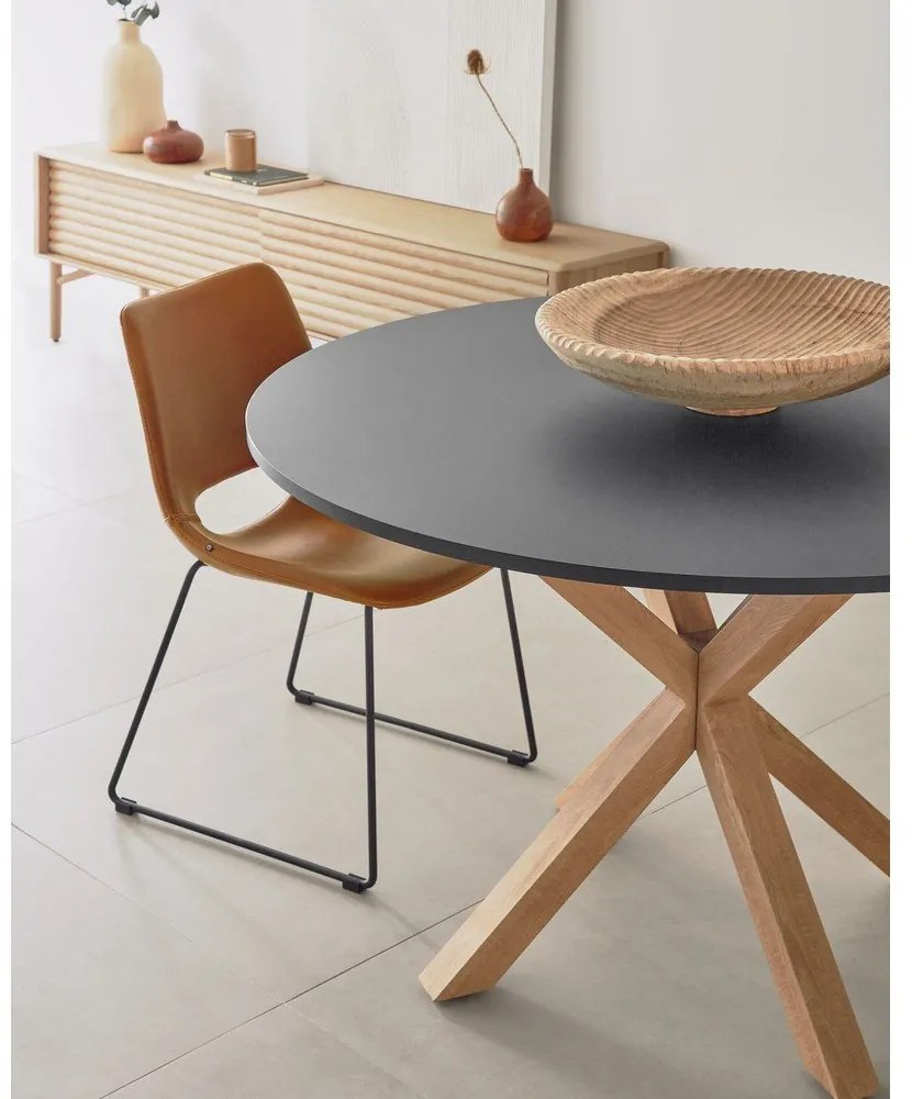 Okrúhly jedálenský stôl so sklenenou doskou ø 120 cm Argo – Kave Home