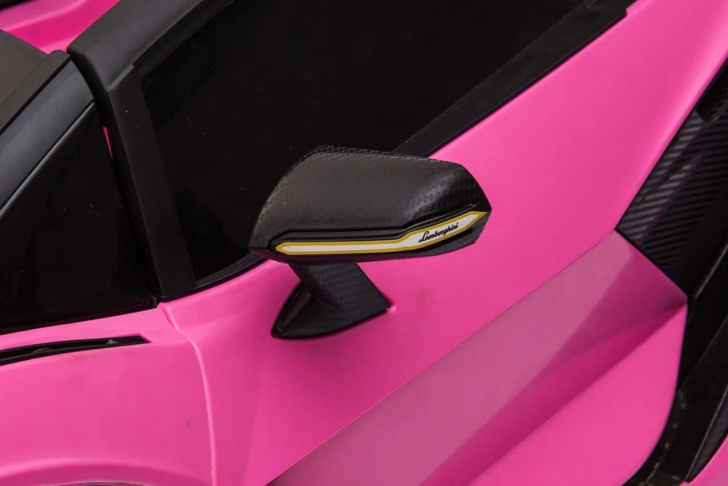 Ramiz Lamborghini SIAN Ružové vozidlo