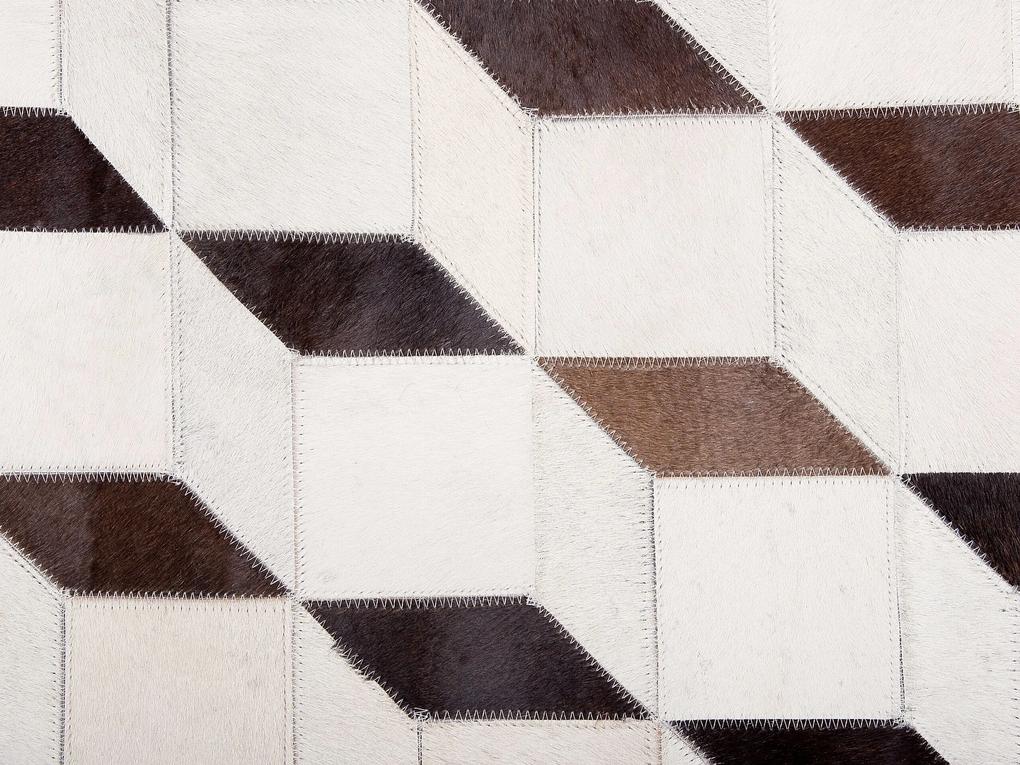Kožený koberec 140 x 200 cm béžový ALPKOY Beliani