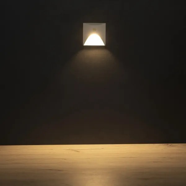 Kanlux 39129 - LED schodové svietidlo so senzorom EXIN 2,5W/230V 3000K IP65 biela hr.