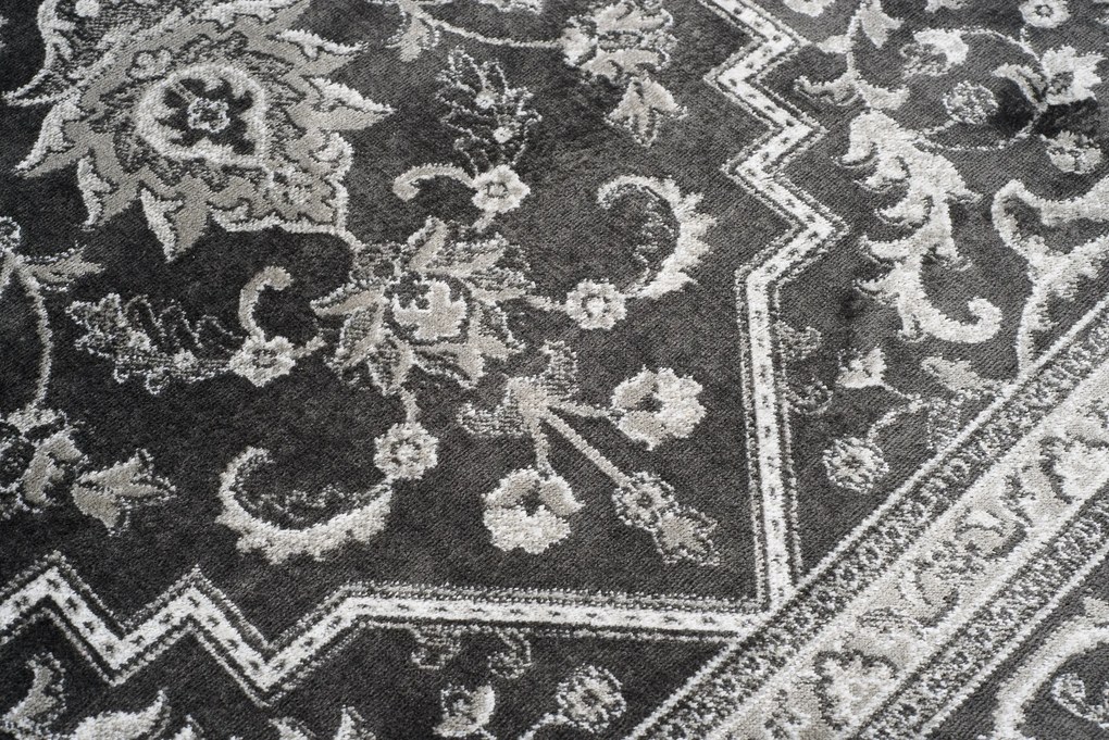 TA Koberec Isphahan 84412/68 antracit Rozmer: 80x220 cm