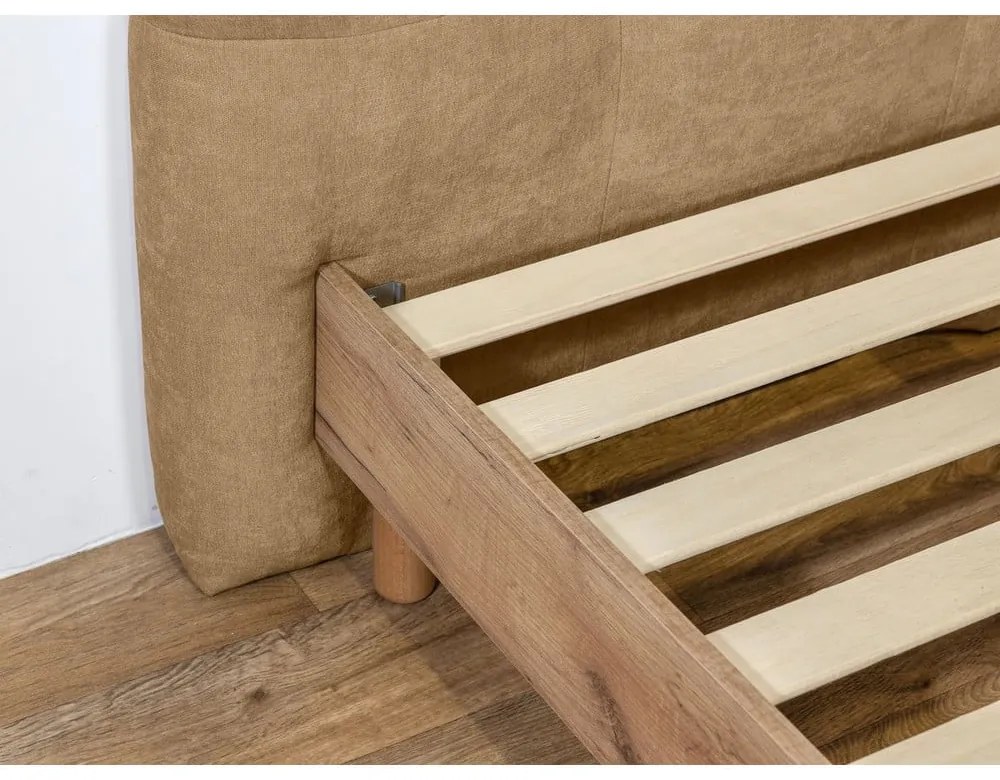 Béžová čalúnená dvojlôžková posteľ s roštom 160x200 cm Kumo – Bobochic Paris