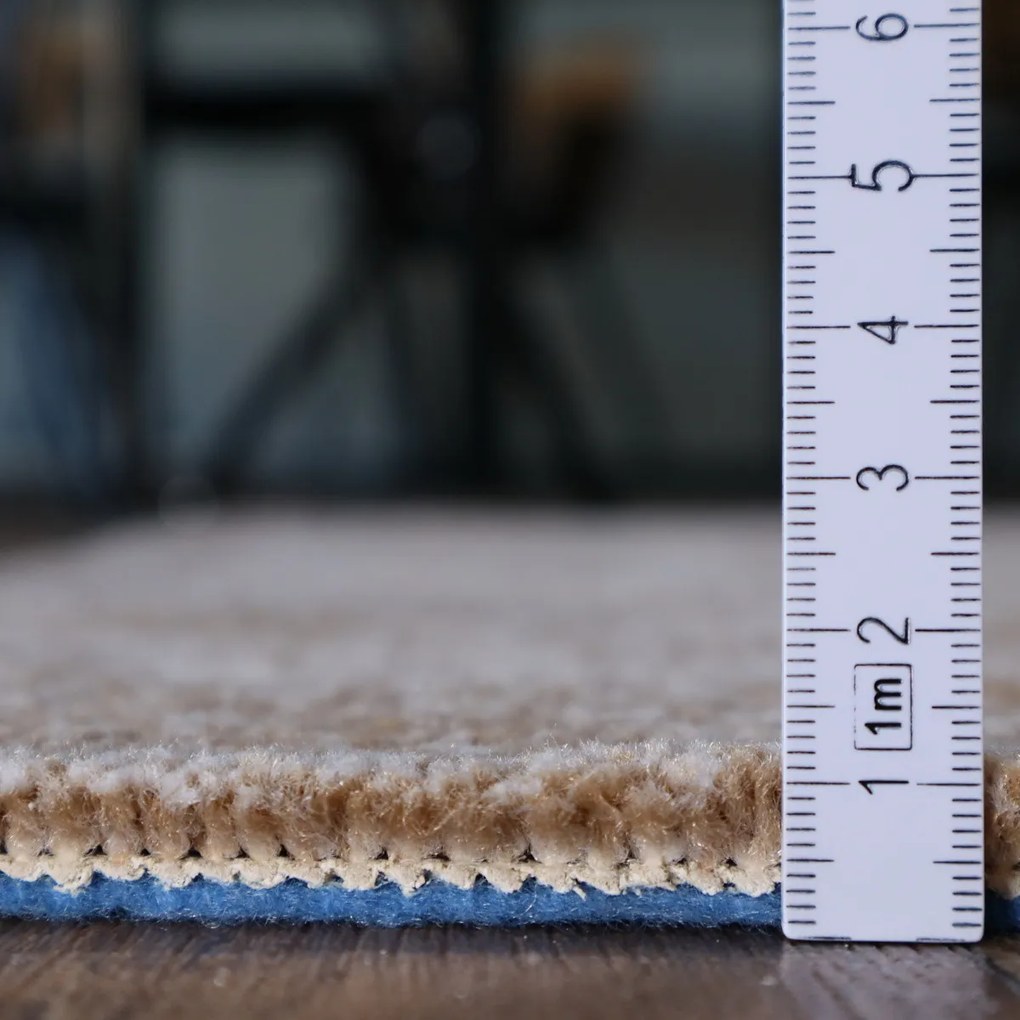 Spoltex, Metrážny koberec Milano 43 tm. béžový, na mieru, šíře 4m,5m, béžová, filc, detská izba