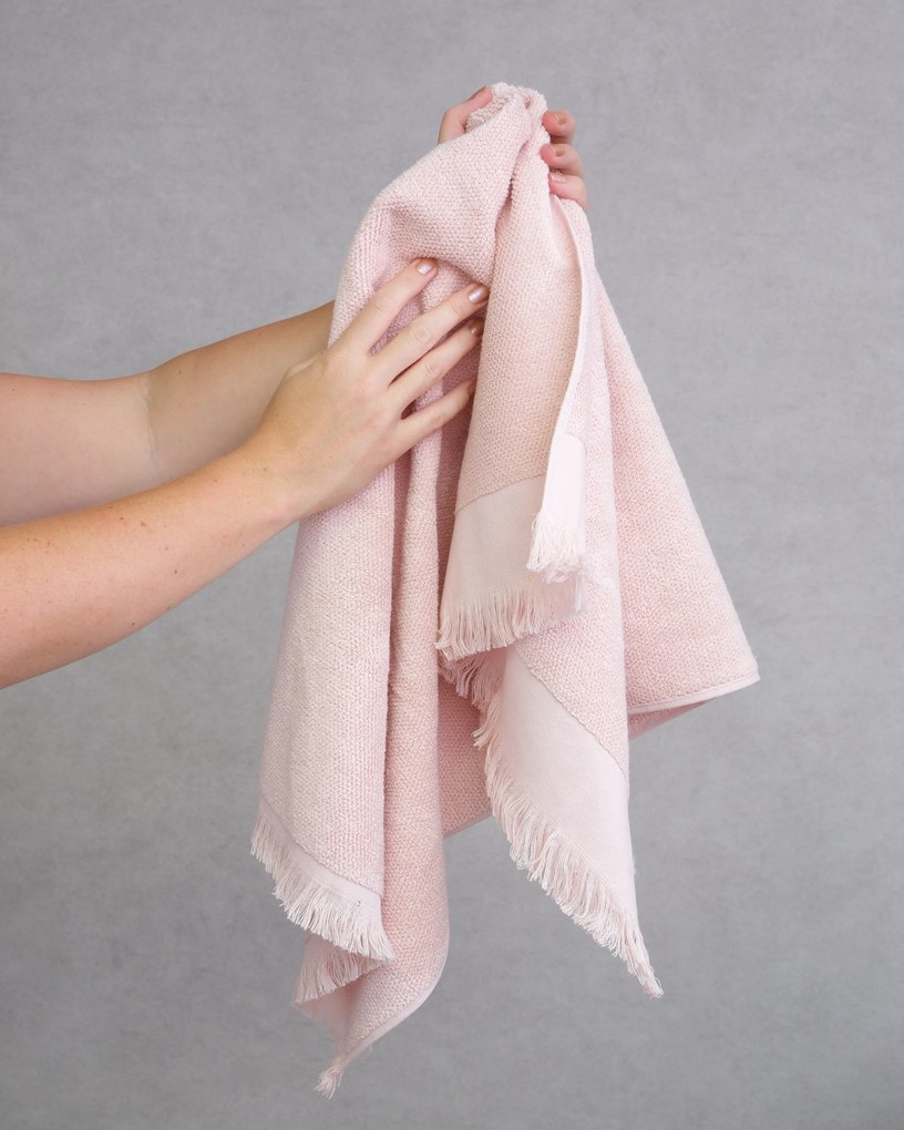 Froté uterák 50 × 100 cm - Loreta púdrová