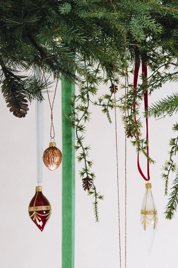 Bella Rose Sklenená vianočná ozdoba Kvapka Mat