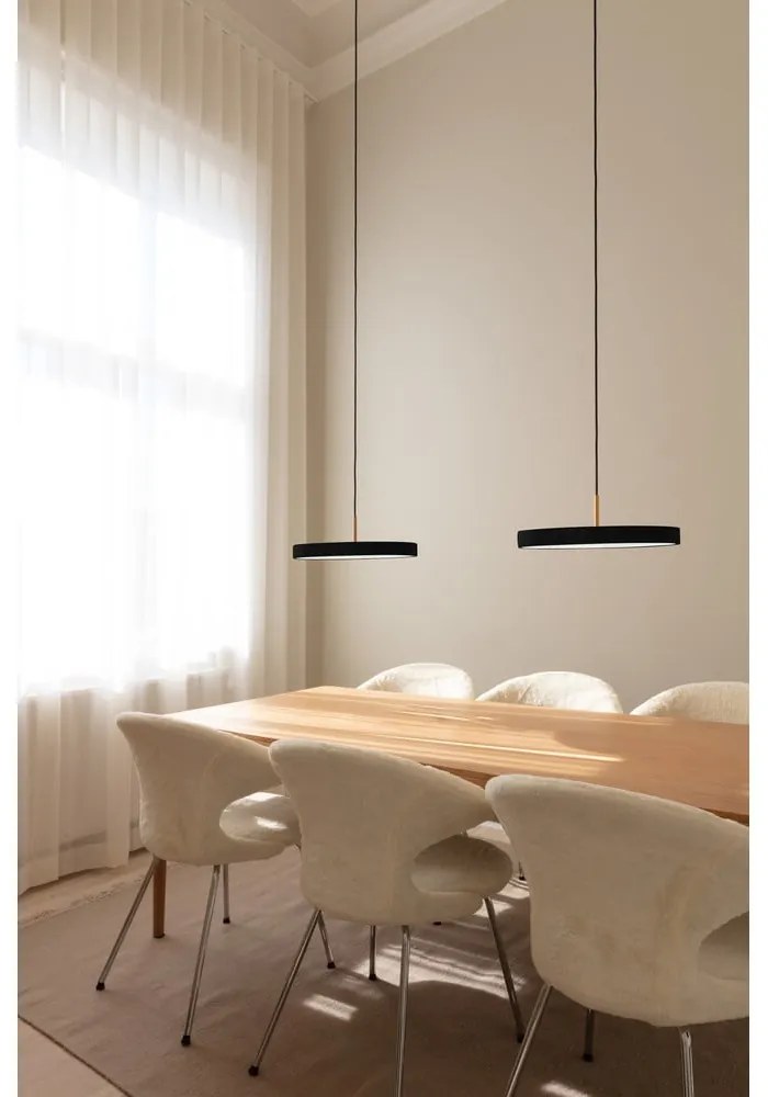 Čierne LED závesné svietidlo s kovovým tienidlom ø 43 cm Asteria Medium – UMAGE