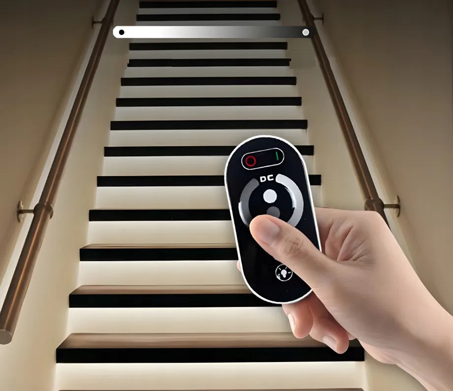 Sada LED pásikov 12V 5m 24W - zdroj + diaľkový ovládač