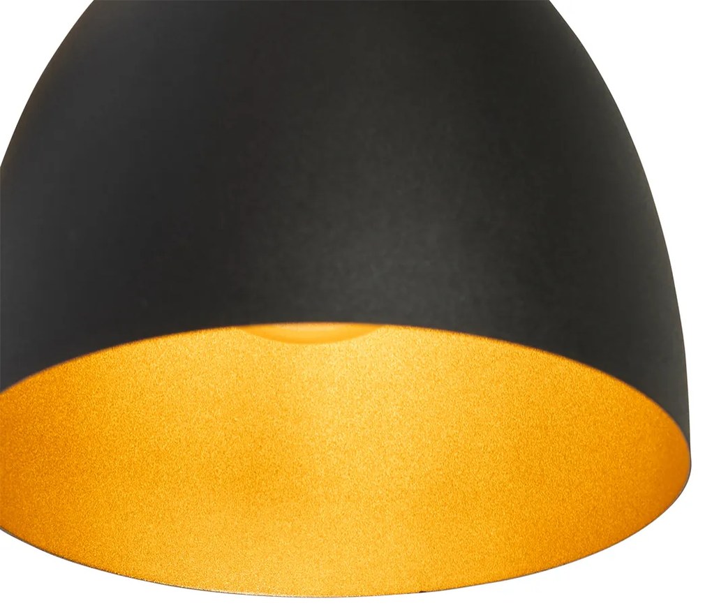 Rustikálna nástenná lampa čierna s drevom - Flint