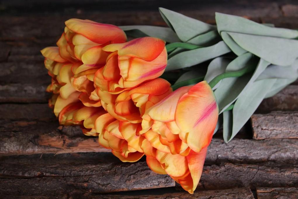 Oranžový umelý tulipán s listami 67cm 1ks