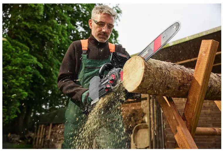 Parkside Performance®  Aku reťazová píla Ppksa 40-Li B2 + Smart akumulátor 20 V/4 Ah, 2 kusy + Dvojitá nabíjačka na akumulátor 20 V/4,5  (800011193)