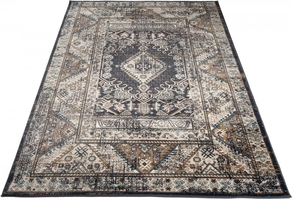 Antracitový obdĺžnikový koberec Dubai CHU – polypropylén Rozmer: 60x100 cm