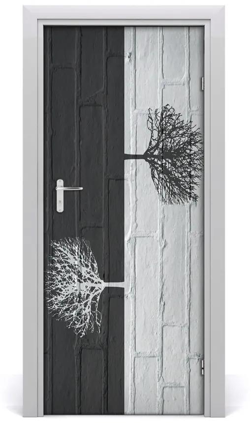 Samolepiace fototapety na dvere Stromy na stene 75x205 cm