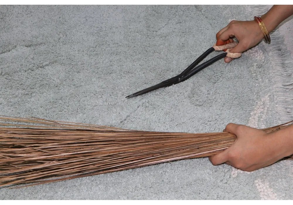 Bavlnený detský hrací koberec v mentolovej farbe 90x130 cm Waves – Lorena Canals