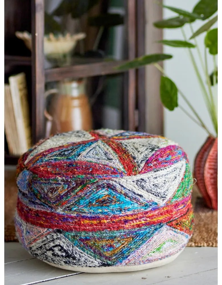 Červený taburet Torano – Bloomingville