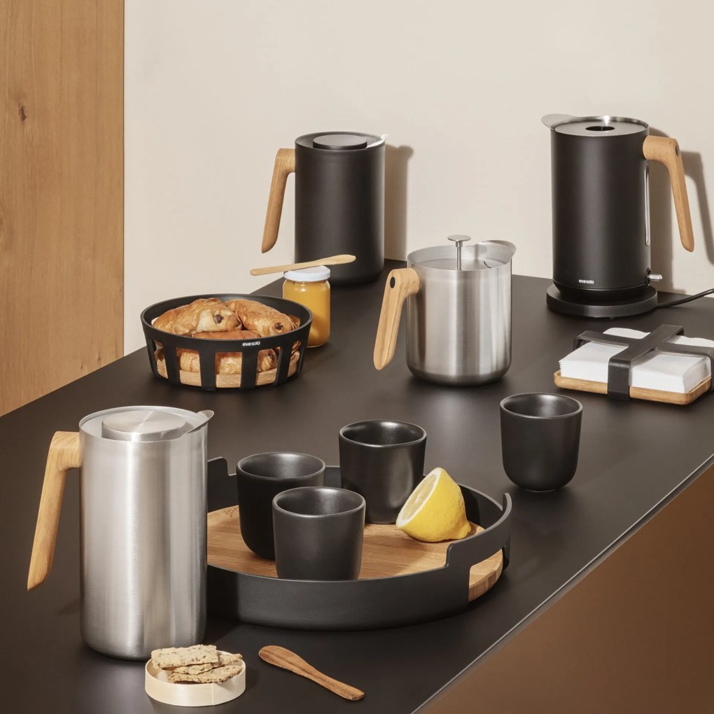 Eva Solo Rychlovarná nerezová kanvica Nordic Kitchen Black 1,5 l