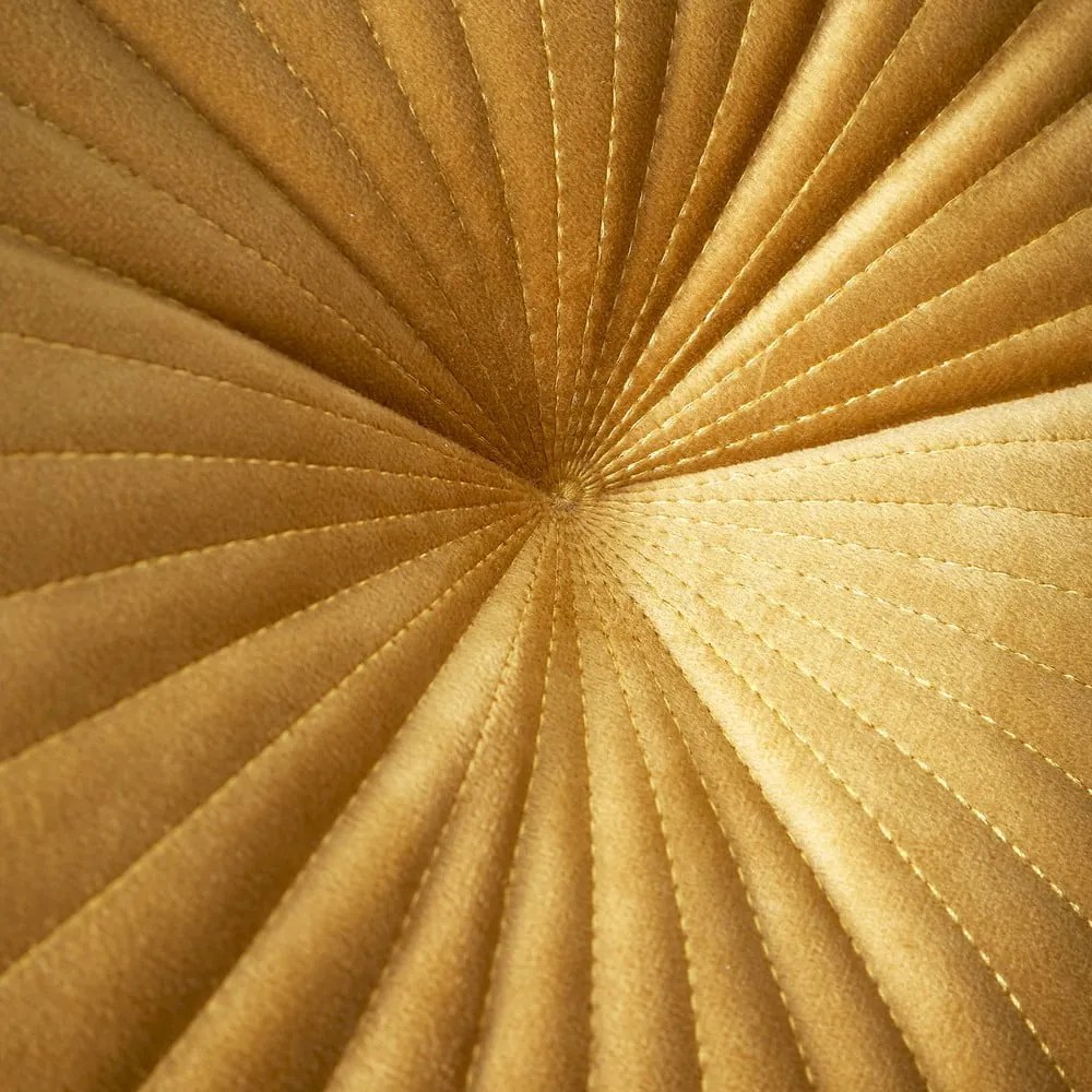 Zamatový dekoračný vankúš ø 40 cm Round Soft Touch – Catherine Lansfield