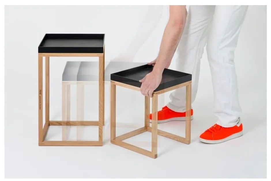 Súprava 2 dubových odkladacích stolíkov s čiernou doskou Wireworks Oak