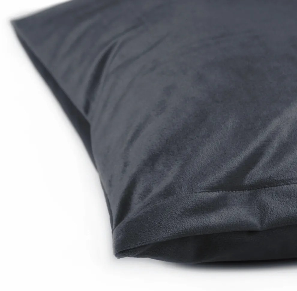 Biante Zamatová obliečka na vankúš Velvet Prémium SVP-004 Antracitovo sivá 30 x 50 cm