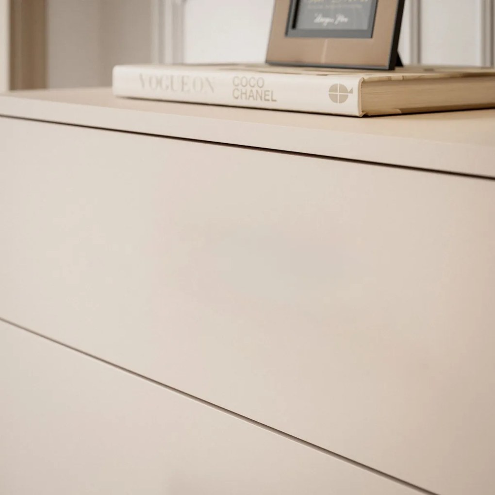 KOMODA MARION 95 cm KAŠMÍR ZLATÉ NOŽIČKY PUSH