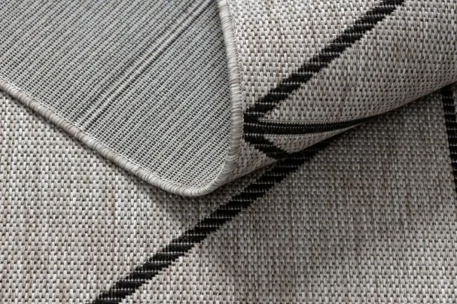 Koberec SIZAL FLOORLUX 20605 geometrický trojuholník - strieborný / čierny