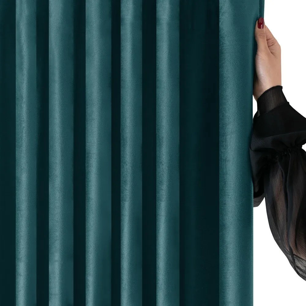 Zamatový dimout záves v petrolejovej farbe 530x175 cm Velto – Filumi