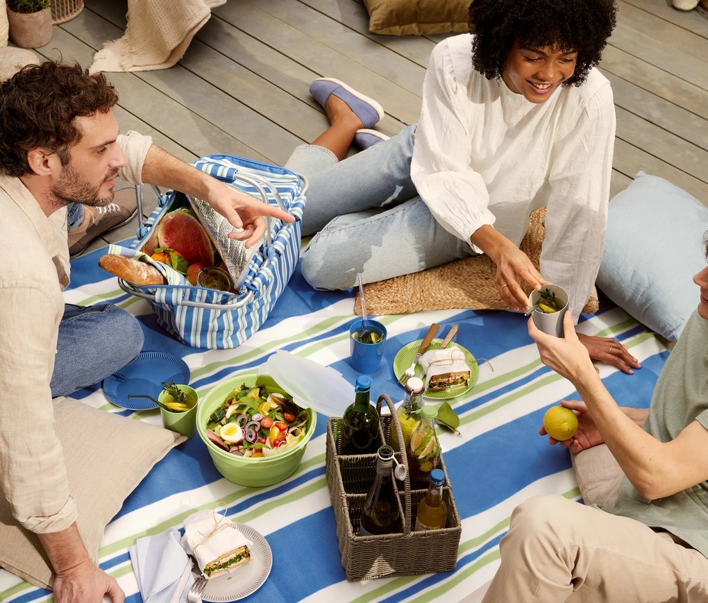 Plastové hrnčeky, 4 ks