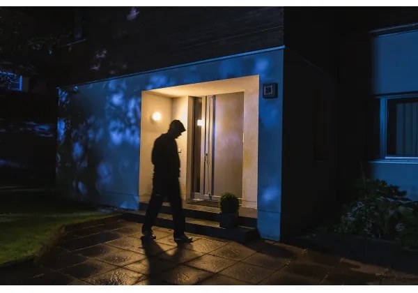 Ledvance- LED Nástenné svietidlo so senzorom a kamerou SMART+ 15W/230V Wi-Fi IP44