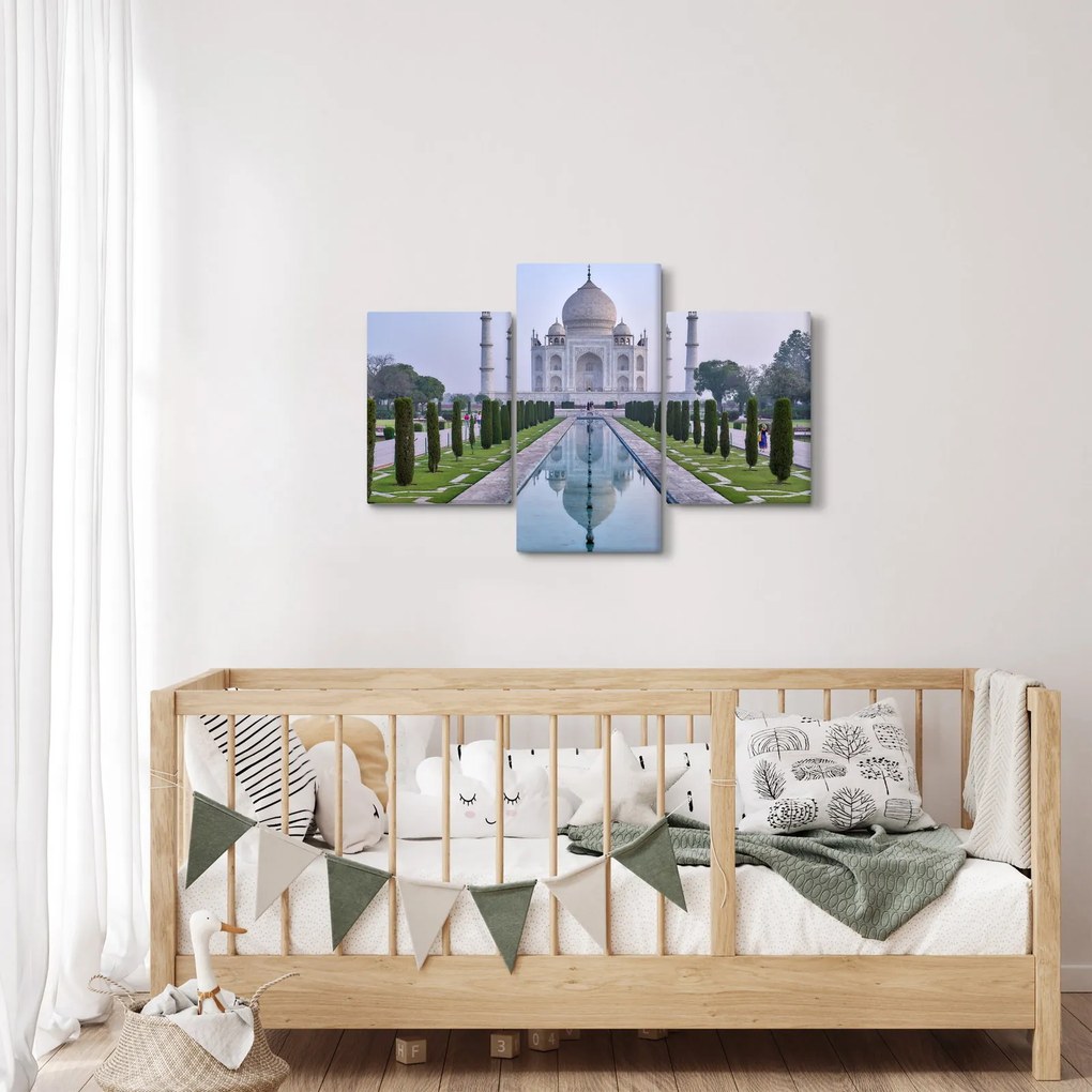Obraz - Taj Mahal za východu slnka (90x60 cm)