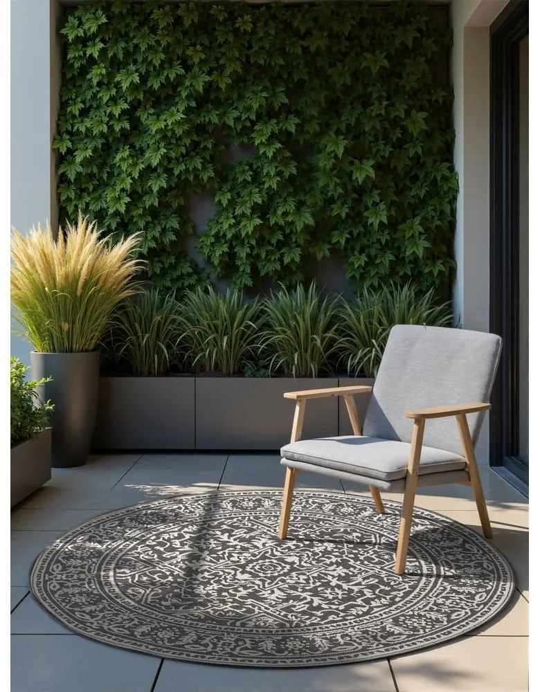 Čierno-biely okrúhly vnútorný a vonkajší koberec ø 160 cm Duet Kona – NORTHRUGS