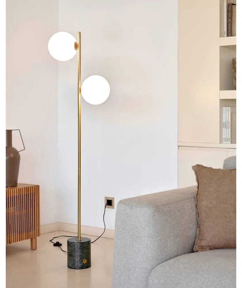 Stojacia lampa v zeleno-zlatej farbe so skleneným tienidlom (výška 161 cm) Lonela - Kave Home