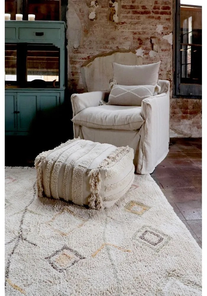 Béžový prateľný ručne tkaný bavlnený koberec 140x200 cm Kaarol Earth – Lorena Canals