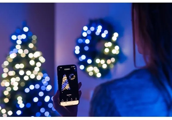 Twinkly GD20P4425P00 - LED RGB Stmievateľný vianočný veniec 50xLED pr. 60 cm Wi-Fi