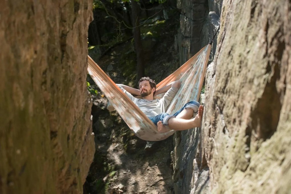 La Siesta COLIBRI 3.0 CAMO DOUBLE - cestovná hojdacia sieť s jednoduchým závesným systémom, 100% polyamid / laná: 100% polyester / hák: letecký hliník