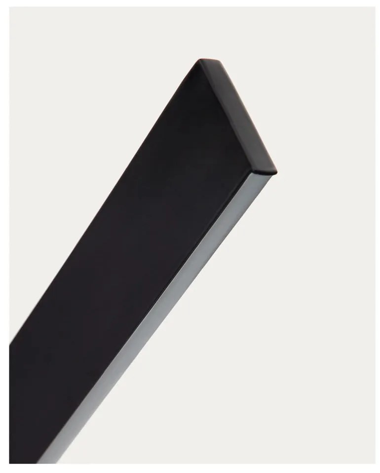 Matne čierne LED stropné svietidlo 5.5x101 cm Boadella – Kave Home