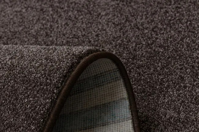 Koberec INDUS 40 hnedý