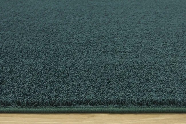 Metrážny koberec Phuket 40 shaggy zelený