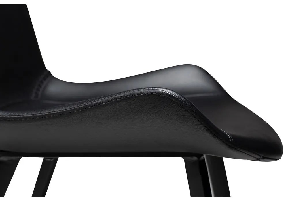 Čierna jedálenská stolička z imitácie kože DAN–FORM Denmark Hype