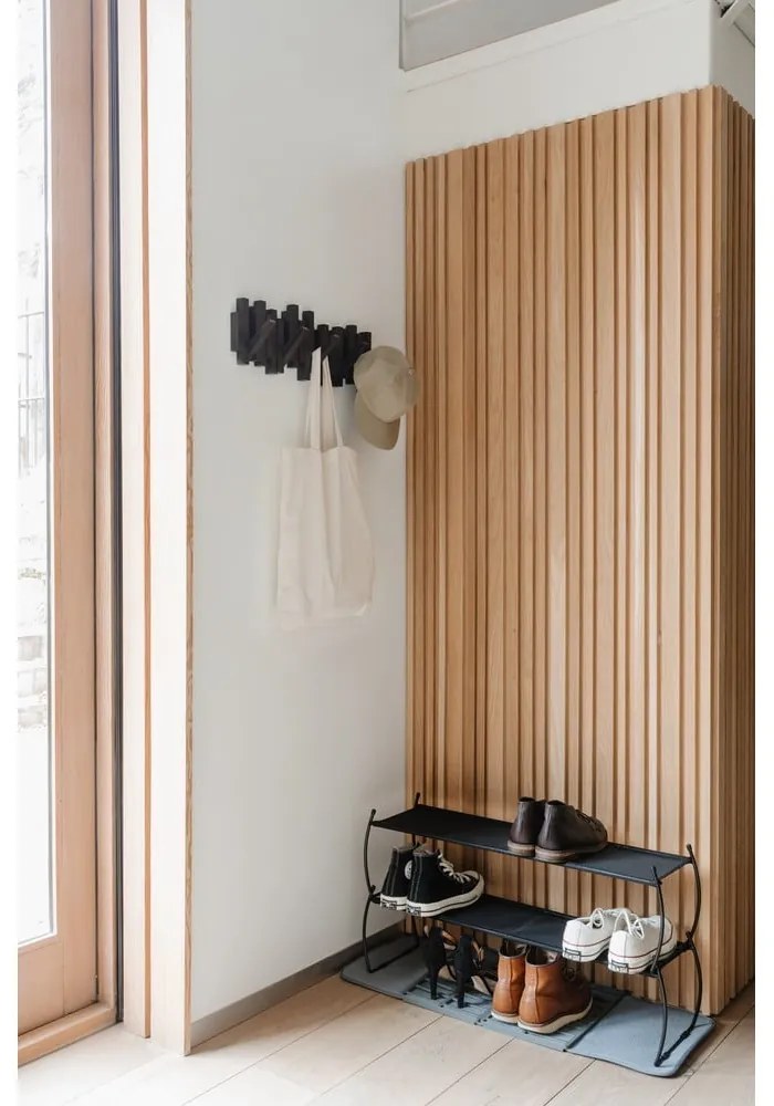 Tmavohnedý plastový nástenný vešiak Sticks – Umbra