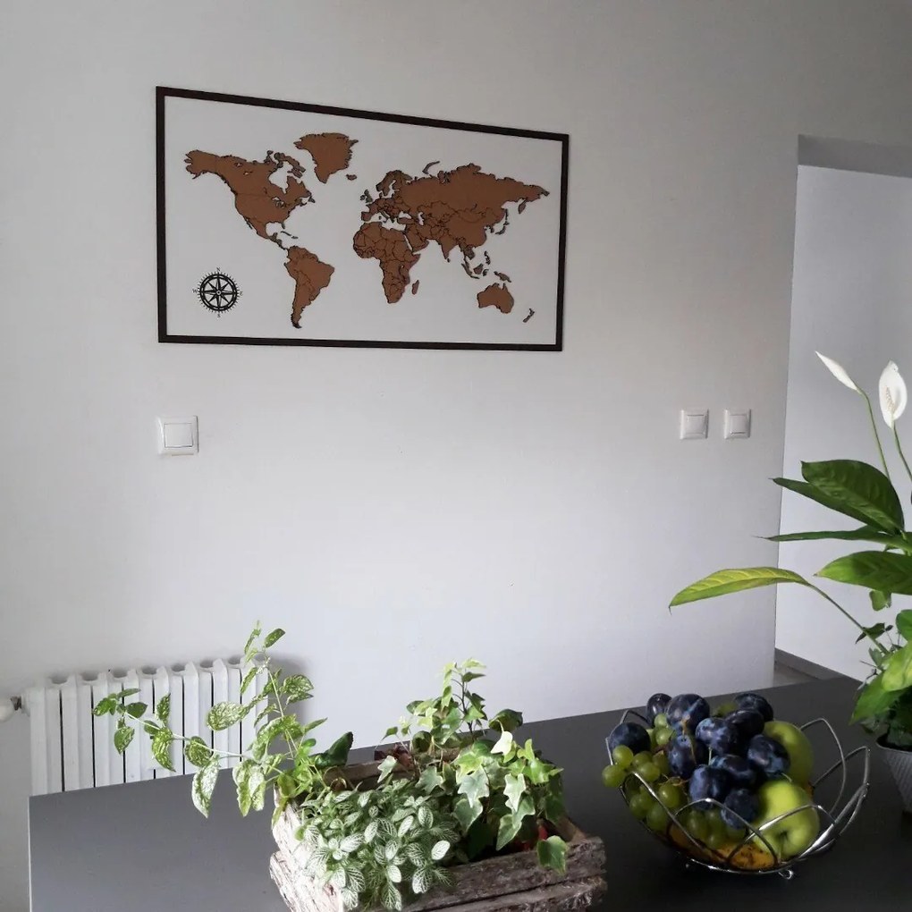 DUBLEZ | Korková, zapichovacia mapa sveta na stenu s rámom