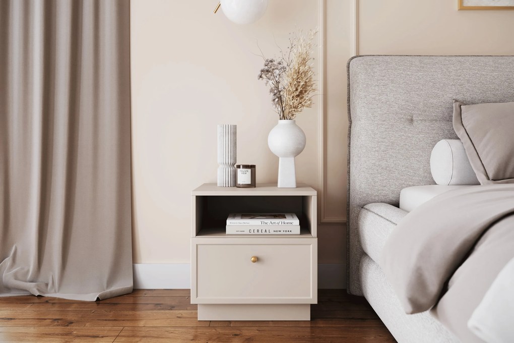 Nočný stolík Lorini 45 cm na sokli - kašmírová / zlatá úchytka G