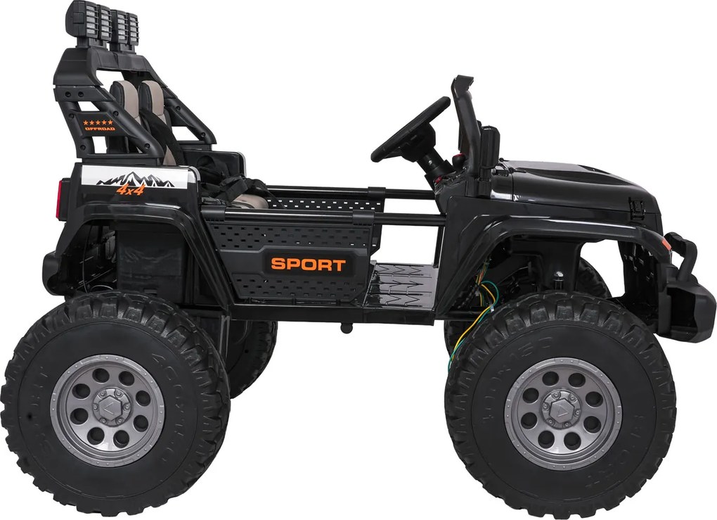 Ramiz Extrémne športové vozidlo 4x4 s variabilnou veľkosťou čierne