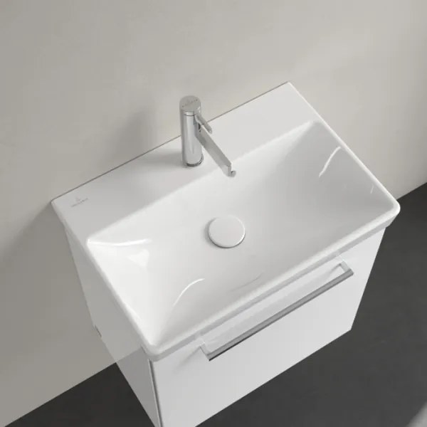 Villeroy & Boch 4A005501 - Závesné umývadlo AVENTO 55x37 cm keramika/biela