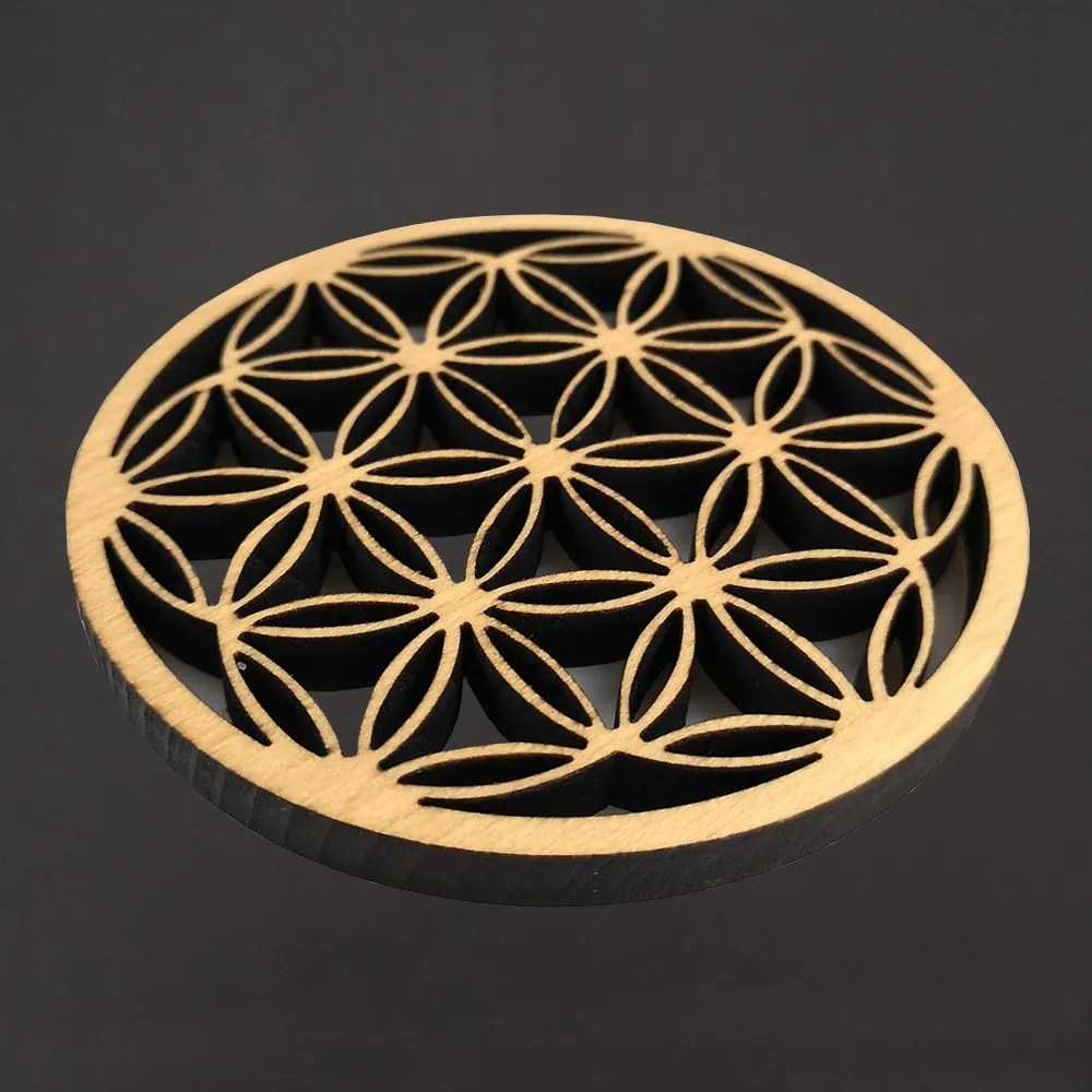 AMADEA Drevený podtácok okrúhly mandala, masívne drevo, priemer 10,5 cm
