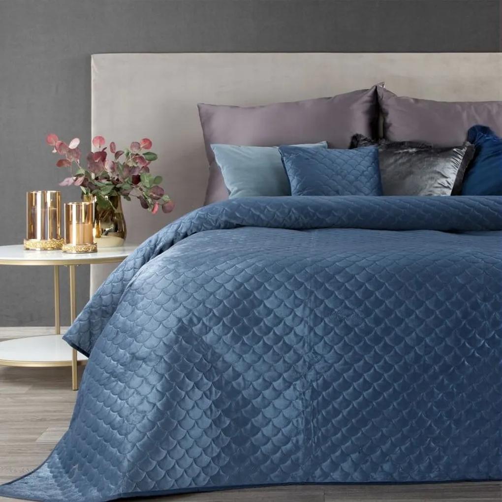 DomTextilu Dekoračný obojstranný prehoz na posteľ modrej farby Šírka: 220 cm | Dĺžka: 240 cm 26161-150594
