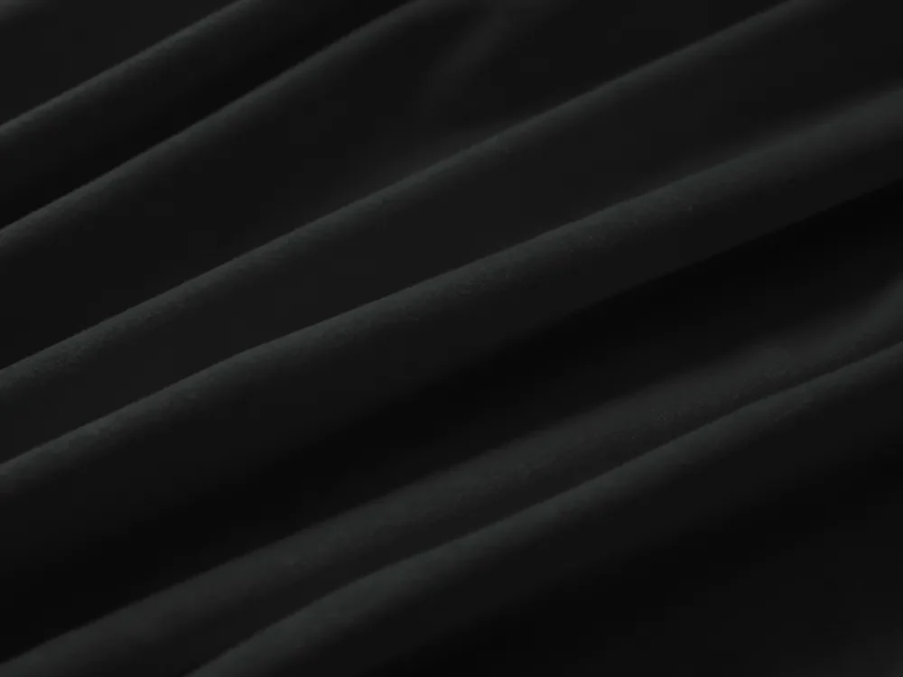 Biante Veľký zamatový štvorcový obrus Velvet Prémium SVP-014 Čiernozelený 260x260 cm