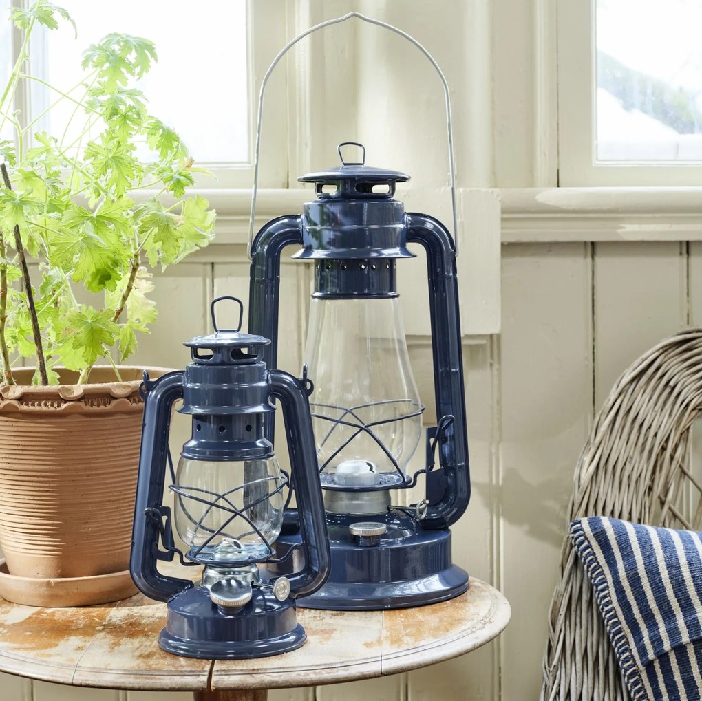 Strömshaga Petrolejová lampa Hurricane Dark Blue Large
