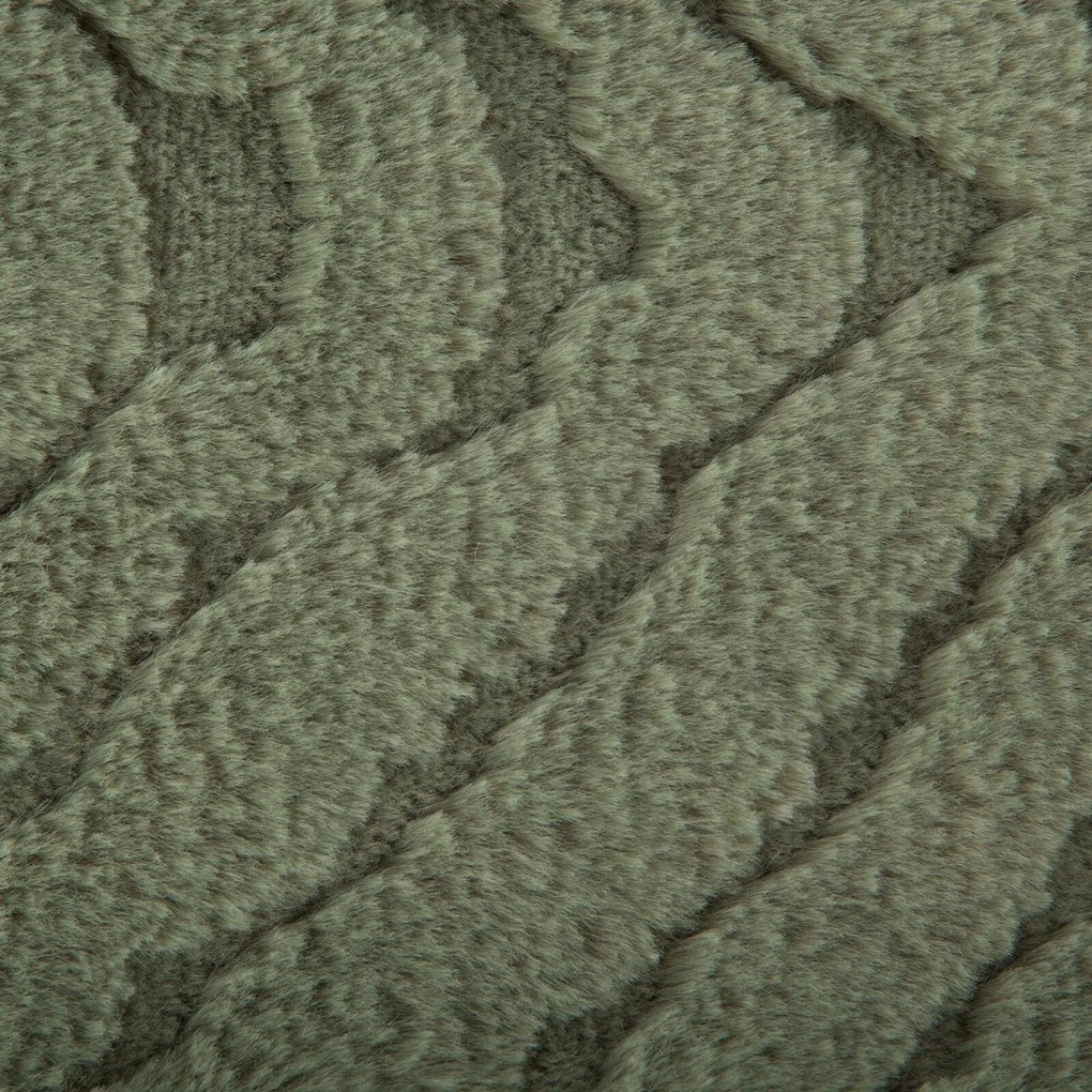 CHLPATÁ DEKA KATE 150X200 CM OLIVOVÁ