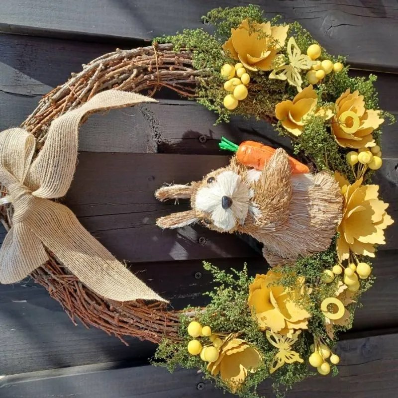 DECOLED Velikonoční věnec, 33 x 31 x 10 cm, proutí, žluté květy a zajíc s mrkví