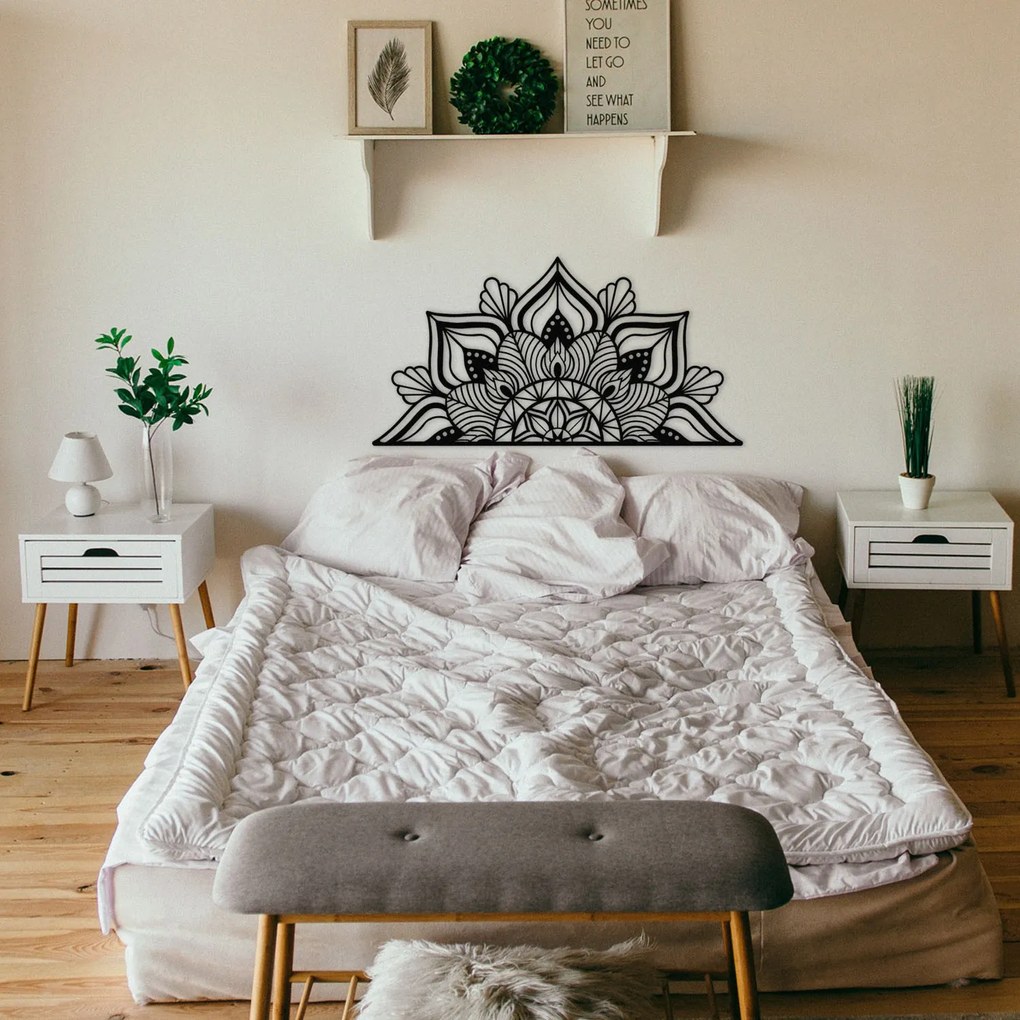 Nástenná kovová dekorácia Berceste čierna