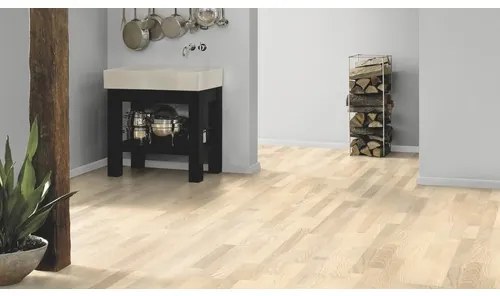 Drevená podlaha 11.0 jaseň lakovaná